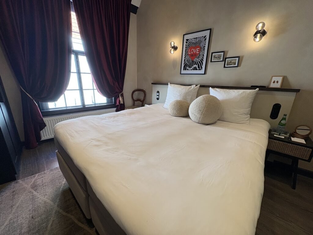 Consider using Haarlem as your home base for this 5 day Netherlands Tulip Season 2026 Itinerary.